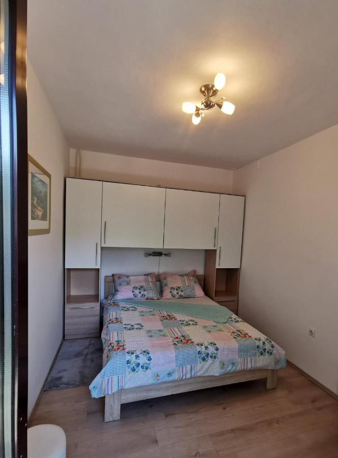 Apartman Lana Medulin Exterior photo